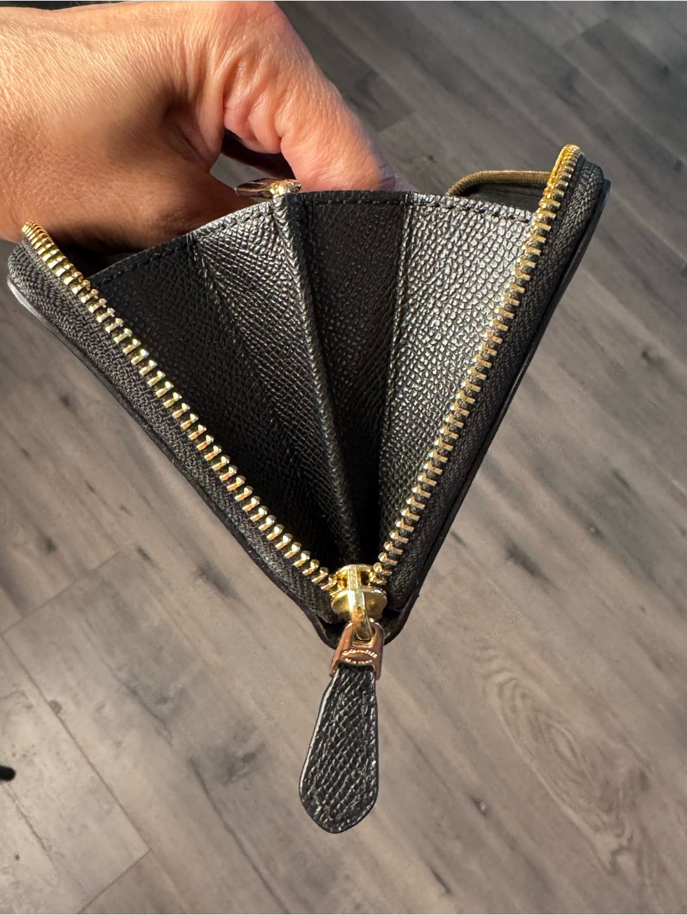 Coach black leather long zip wallet - Picture 10 of 15